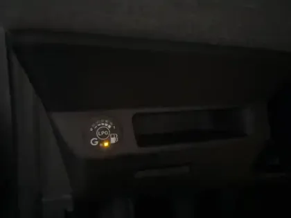 Photo 24 Renault Clio  Eco-G 100 GSR2