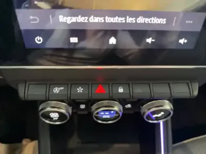 Photo 32 Renault Clio  Eco-G 100 GSR2