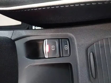 Photo 118 Renault Clio  Eco-G 100 GSR2