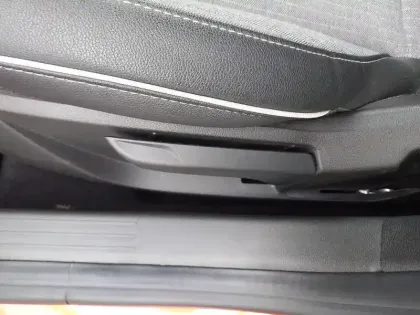 Photo 63 Renault Clio Gén. V (BJA) Ph2 Techno 5