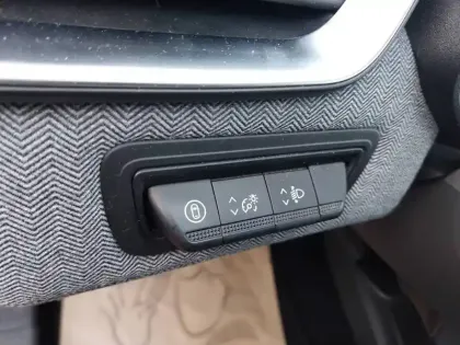 Photo 105 Renault Clio  Eco-G 100 GSR2