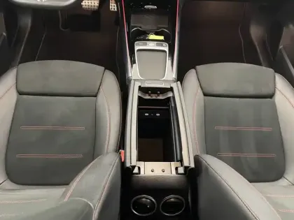 Photo 28 Mercedes GLA  200 d 8G-DCT