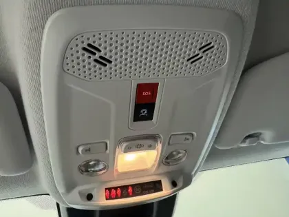 Photo 10 Peugeot 208  Hybrid 110 e-DCS6