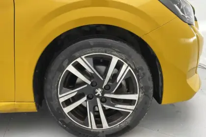 Photo 26 Peugeot 208  PureTech 100 S&S BVM6