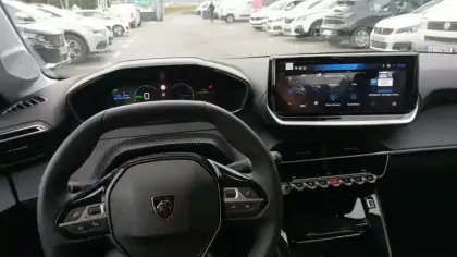 Photo 16 Peugeot 208  Electrique 50 kWh 136ch