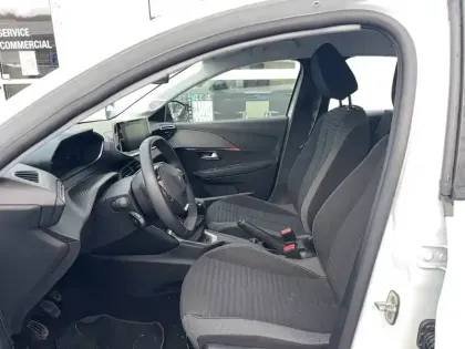 Photo 8 Peugeot 208  PURETECH 75 S&S BVM5