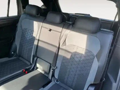 Photo 13 Volkswagen Tiguan  Allspace 2.0 TDI 200 DSG7 4Motion