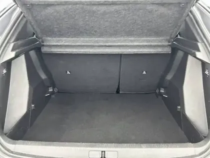 Photo 5 Peugeot 2008  Electrique 136 ch