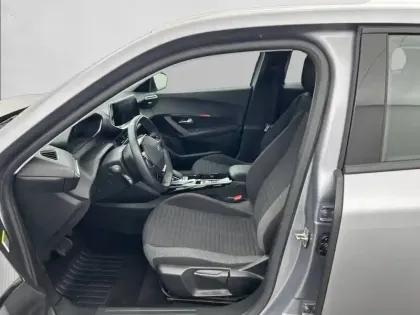 Photo 10 Peugeot 2008  Electrique 136 ch