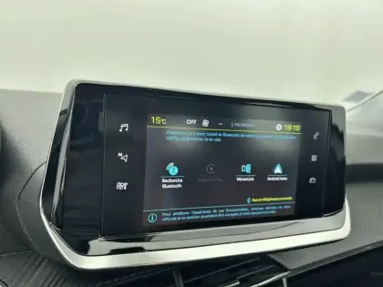 Photo 18 Peugeot 2008  Electrique 136 ch