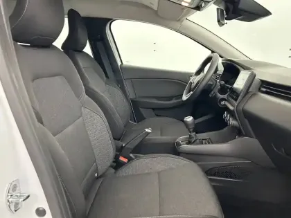 Photo 87 Renault Clio Gén. V (BJA) Ph1 Business 5