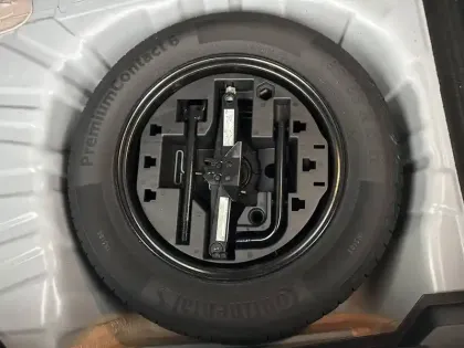 Photo 72 Renault Clio Gén. V (BJA) Ph1 Business 5