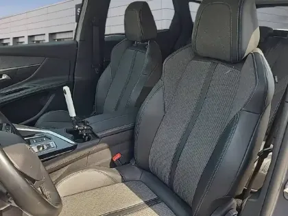 Photo 24 Peugeot 3008 Gén. II Ph2 Allure Pack 5