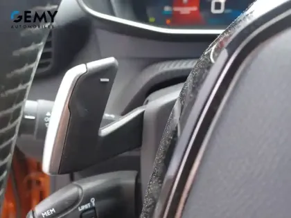 Photo 17 Peugeot 2008  BlueHDi 130 S&S EAT8