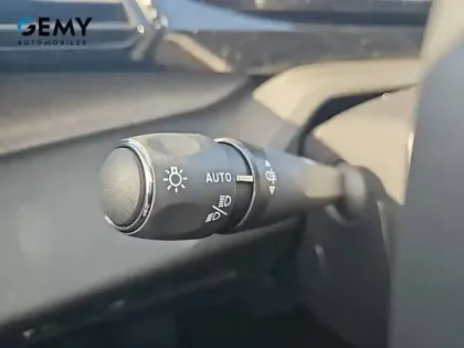 Photo 20 Peugeot 308  SW Hybrid 145 e-DCS6