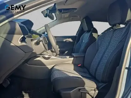 Photo 8 Peugeot 308  SW Hybrid 145 e-DCS6