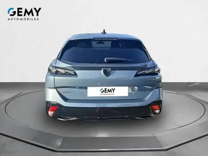 Photo 37 Peugeot 308  SW Hybrid 145 e-DCS6