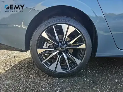 Photo 12 Peugeot 308  SW Hybrid 145 e-DCS6