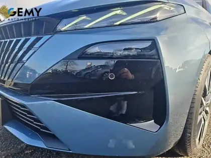 Photo 14 Peugeot 308  SW Hybrid 145 e-DCS6