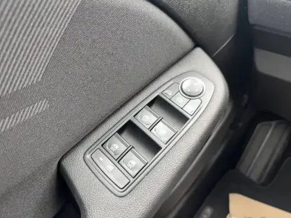 Photo 22 Renault Clio  E-Tech full hybrid 145 GSR2