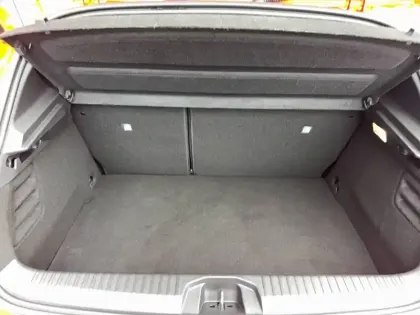 Photo 14 Renault Clio  E-Tech full hybrid 145 GSR2