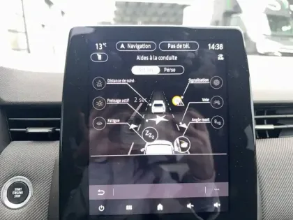 Photo 33 Renault Clio  E-Tech full hybrid 145 GSR2