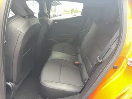 Photo 17 Renault Clio  E-Tech full hybrid 145 GSR2