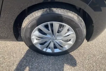 Photo 15 Peugeot 208  BlueHDi 100 S&S BVM6