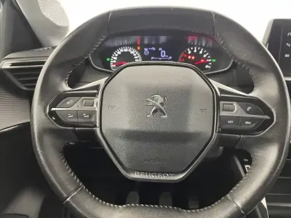Photo 99 Peugeot 208  BlueHDi 100 S&S BVM6 2 PLACES