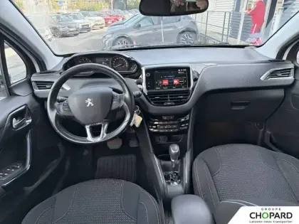 Photo 14 Peugeot 208  PureTech 110ch S&S EAT6