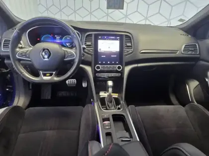 Photo 8 Renault Megane Mégane IV Berline E-TECH Plug-In Hybride 160