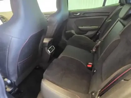 Photo 28 Renault Megane Mégane IV Berline E-TECH Plug-In Hybride 160