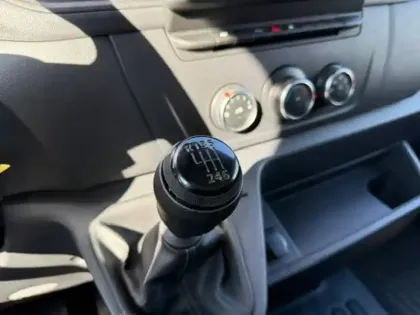 Photo 8 Renault Master  FGN TRAC F3500 L3H3 BLUE DCI 135