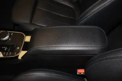 Photo 19 BMW Serie 1 118d 150 ch