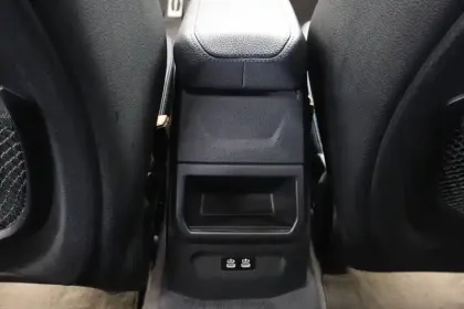 Photo 17 BMW Serie 1 118d 150 ch