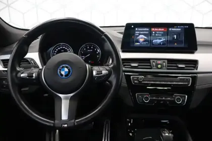Photo 33 BMW X2  xDrive 25e 220 ch BVA6