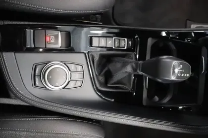 Photo 7 BMW X2  xDrive 25e 220 ch BVA6