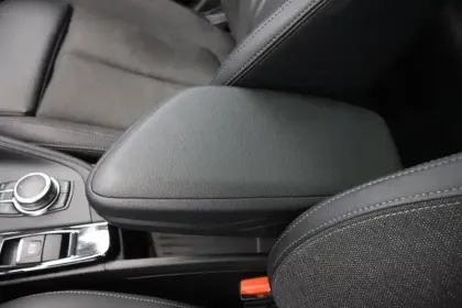 Photo 27 BMW X2  xDrive 25e 220 ch BVA6