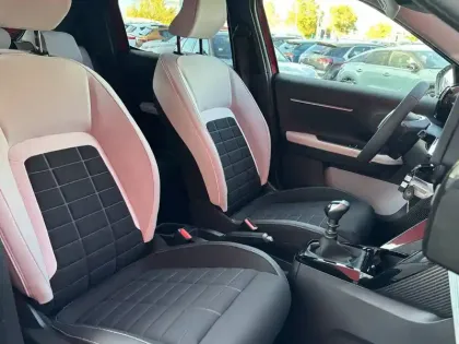 Photo 10 Citroën C3  Turbo 100 ch BVM6