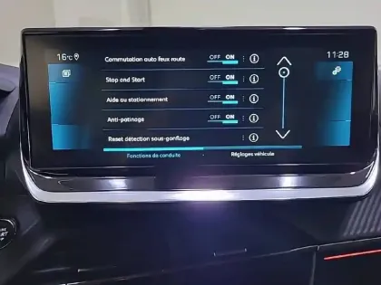 Photo 43 Peugeot 2008 Gén. II Ph1 GT Line 5