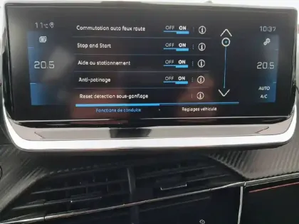 Photo 14 Peugeot 2008  PureTech 130 S&S EAT8