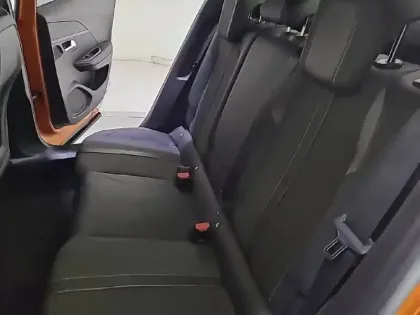 Photo 34 Peugeot 2008 Gén. II Ph1 GT Line 5