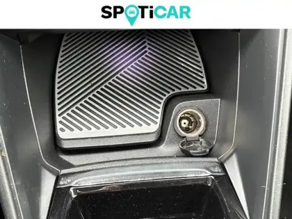 Photo 27 Citroën C4 e- 136 ch Automatique