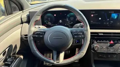 Photo 13 Hyundai Tucson  1.6 T-GDI 215 Hybrid BVA6