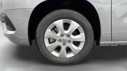 Photo 58 Opel Combo  Life Taille M BlueHDi 130 ch S&S EAT8