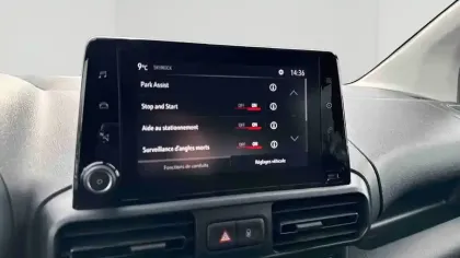 Photo 15 Opel Combo  Life Taille M BlueHDi 130 ch S&S EAT8