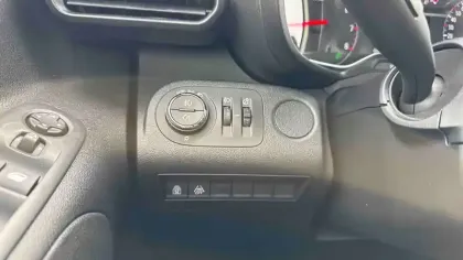 Photo 41 Opel Combo  Life Taille M BlueHDi 130 ch S&S EAT8