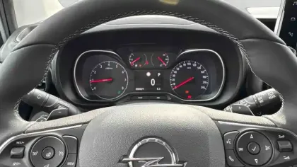 Photo 42 Opel Combo  Life Taille M BlueHDi 130 ch S&S EAT8