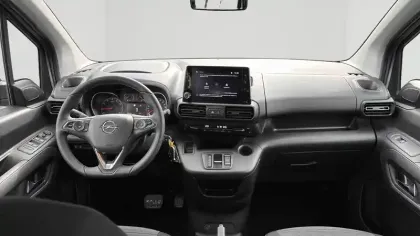 Photo 70 Opel Combo  Life Taille M BlueHDi 130 ch S&S EAT8