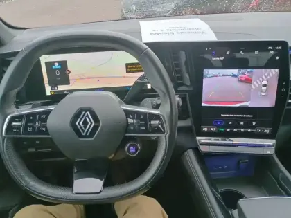Photo 19 Renault Austral  E-Tech hybrid 200